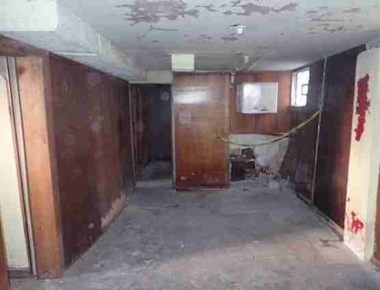 2270 Ford basement (19).jpg